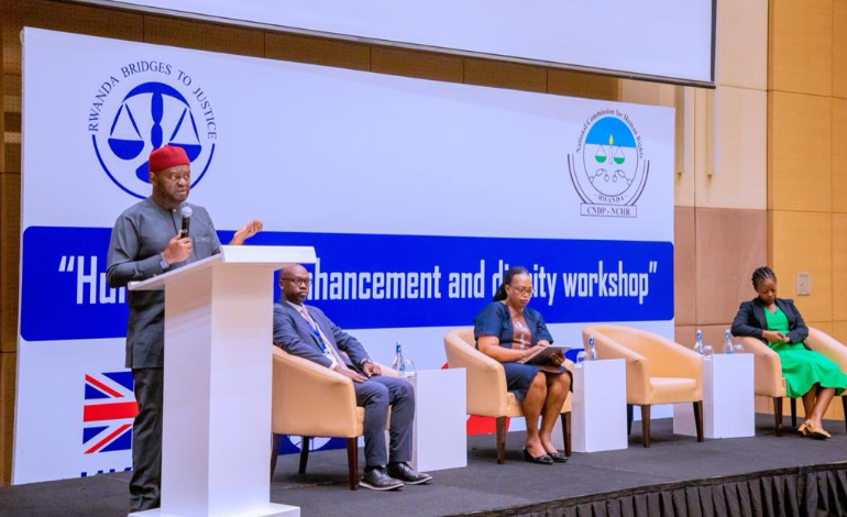 Le CNUDHD-AC soutient une formation sur la pr&eacute;vention de la torture