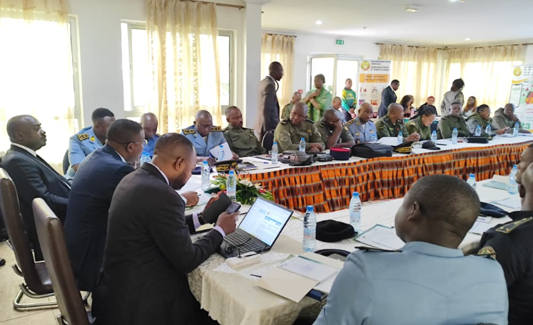 Atelier sur le respect des droits de l&rsquo;homme par les forces de maintien de l&rsquo;ordre en contexte &eacute;lectoral