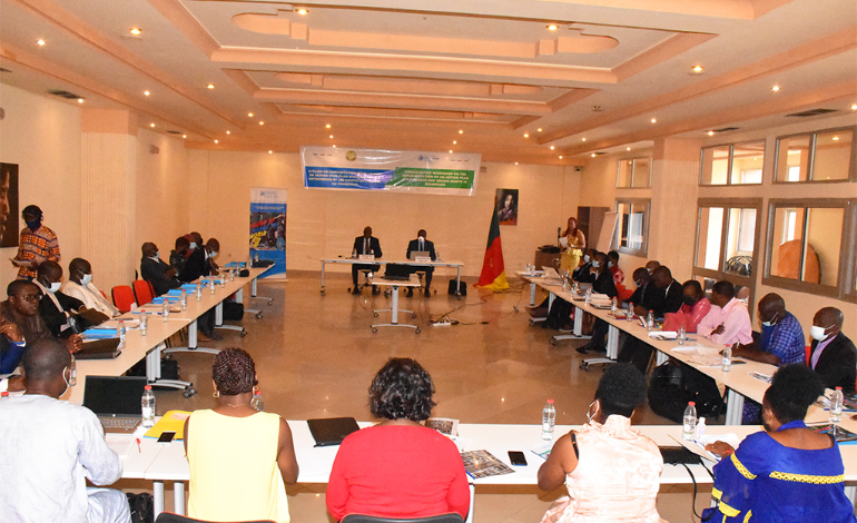 Un plan d&rsquo;action sur les entreprises et droits de l&rsquo;homme